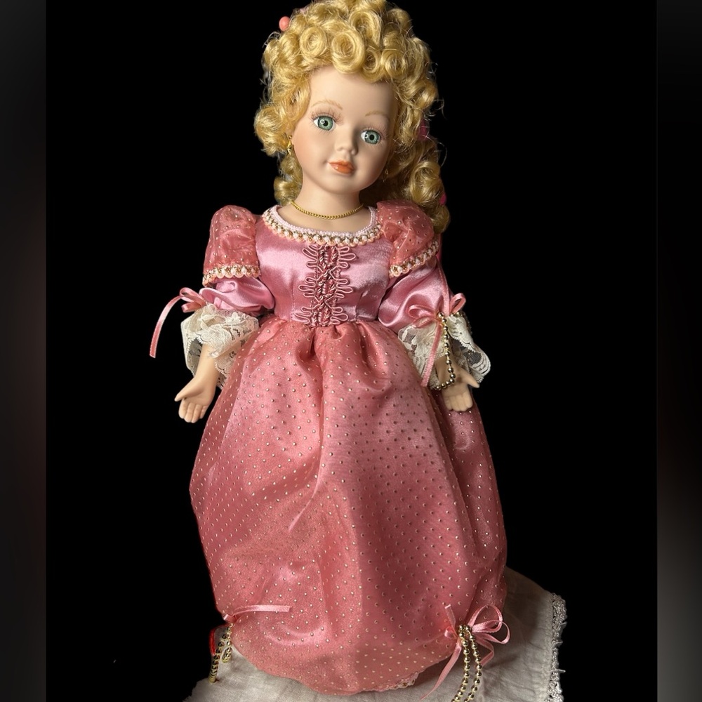 Heritage Signature Porcelain Doll Collection Millenium Crystal New in Box